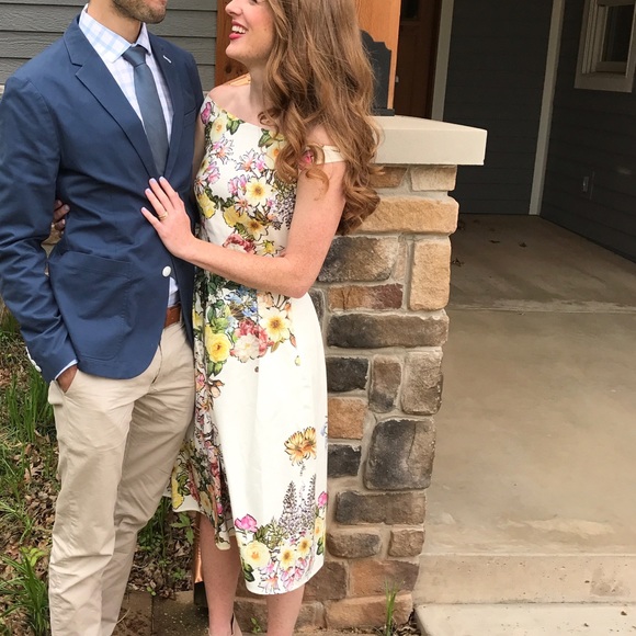 Floral Off-the-Shoulder ASOS Midi Dress - Picture 4 of 4